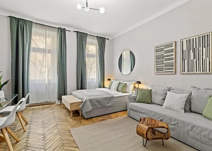 Balkon I Close To S-bahn I 5 Minutes To Mall *